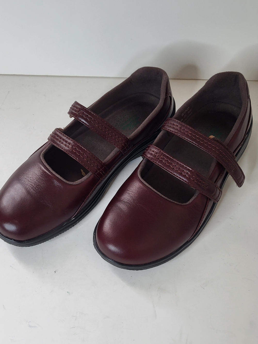 New Propet Women's Burgundy Mary Jane Flats